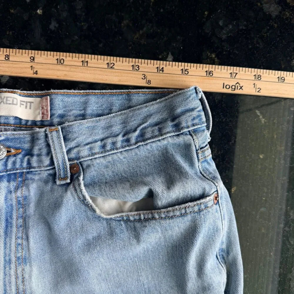 Levi’s 550 Relaxed Fit Jeans Mens 34x34 Light Wash y2k